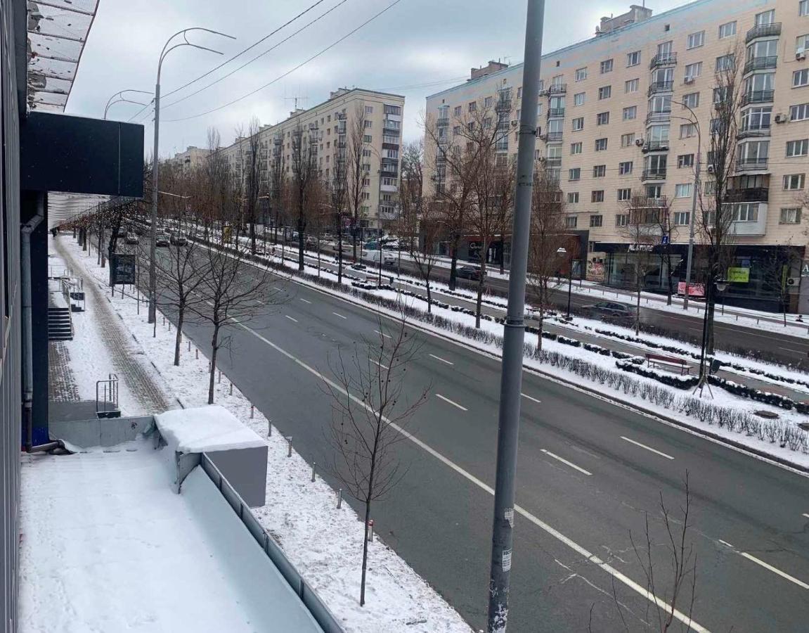 Arena Summit Apart Hotel Kiew Exterior foto